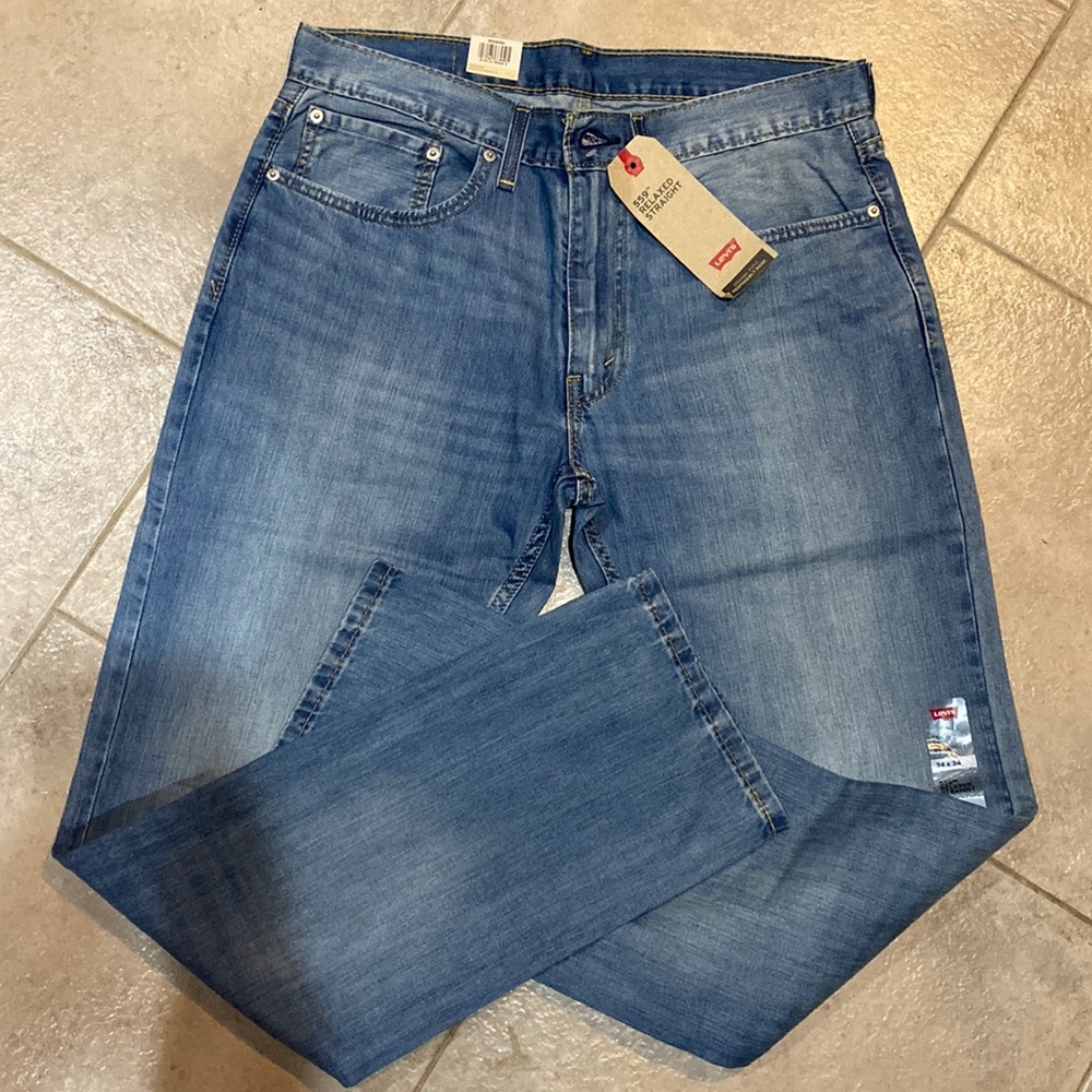 Mens Levi’s NWT